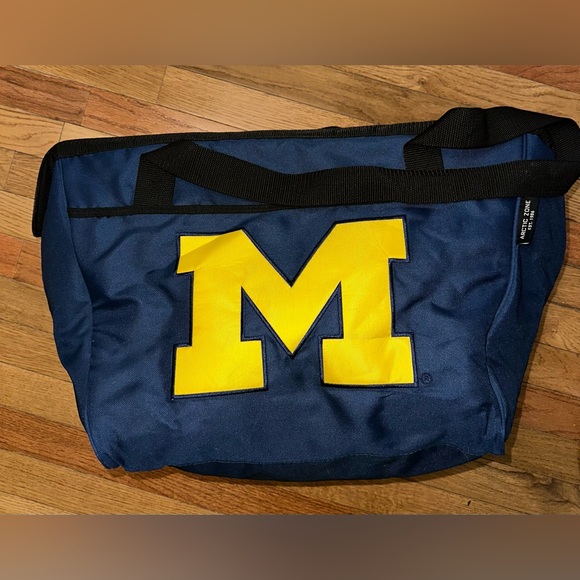 artic zone Other - U of M insulated tote bag